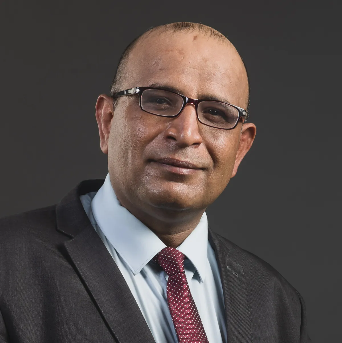 علي ربيع